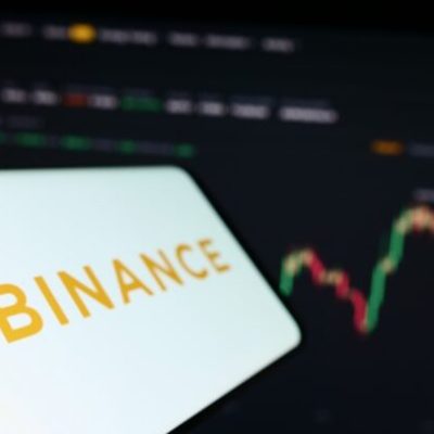 آیا سهم بایننس همچنان در حال کاهش است؟