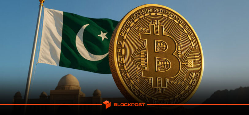 پرچم پاکستان و بیت کوین