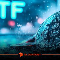 خروج سرمایه سنگین از ETF های بیت کوین؛ آیا سرمایه گذاران خلاف جهت شنا می کنند؟