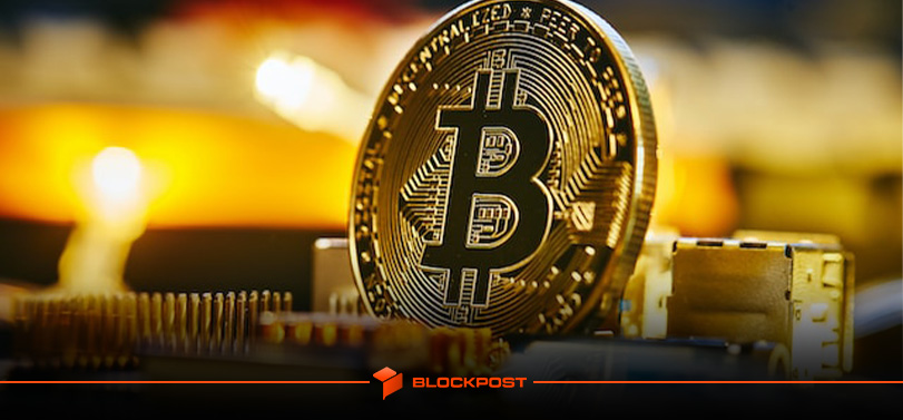 بیت کوین در آستانه ۱۱۷ هزار دلار؛ همبستگی دوباره با طلا و هشدار نقدینگی