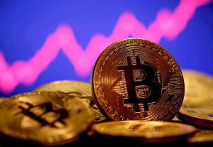پیش‌بینی آرتور هایز: ترکیدن حباب هوش مصنوعی به نفع بیت‌کوین